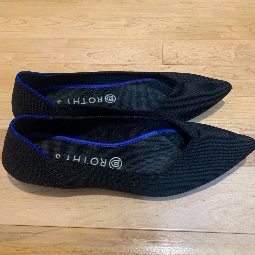 Black pointed Rothy’s - The Point.